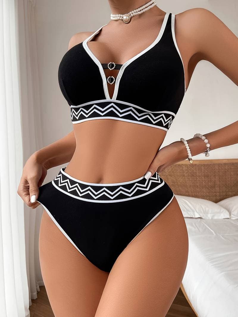 Seductive Striped Lingerie Set - Fashion-Forward Color Block Bra & Panty with Sparkling Rhinestone Detail,