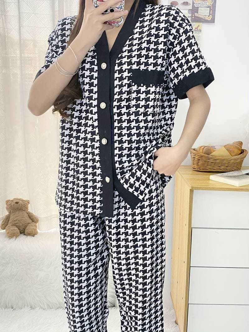 Mature Houndstooth Print Lounge Set